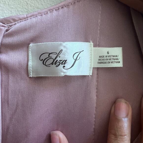 NWT Eliza J Sequin Blouson Sleeve Rose Gold Midi Cocktail Dress Size 6 - Picture 4 of 8